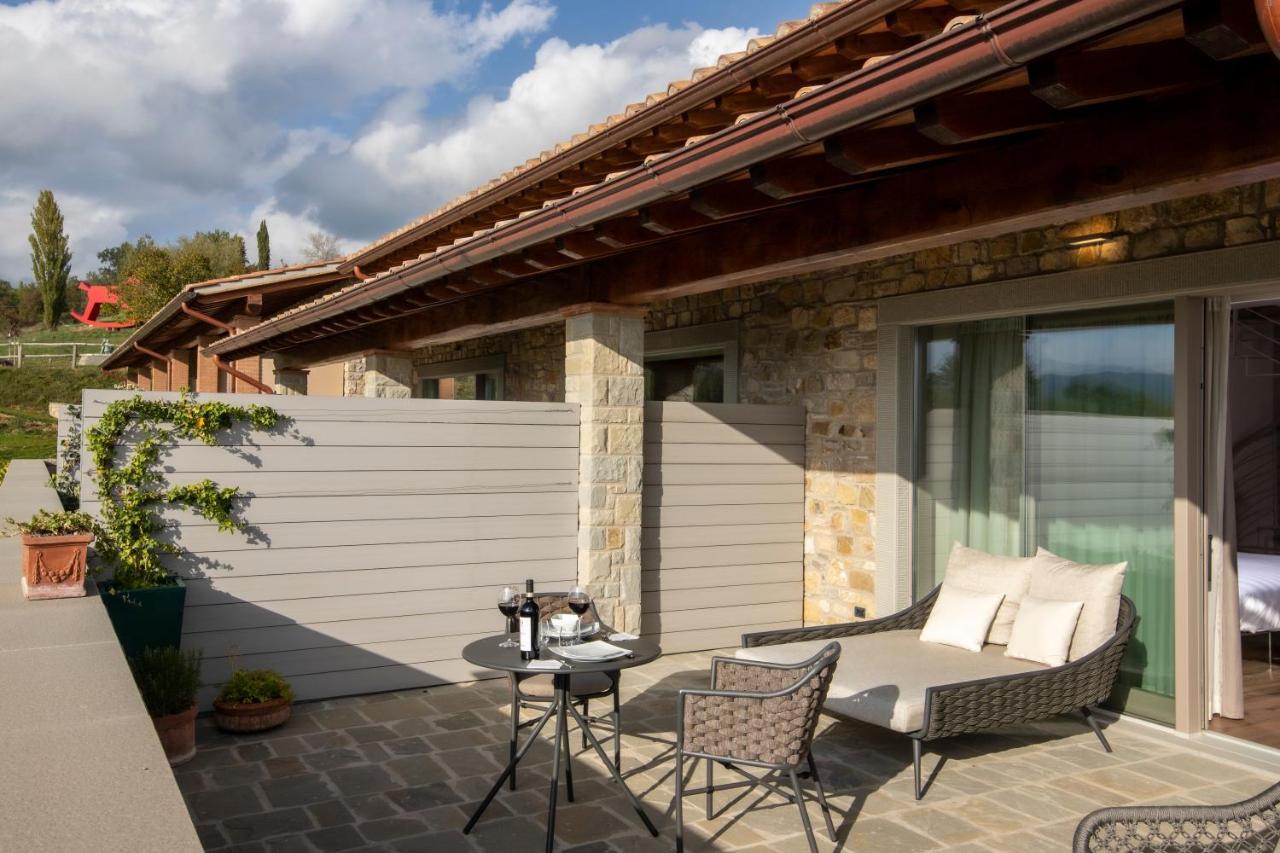 Borgo Corsignano Hostal Poppi Exterior foto