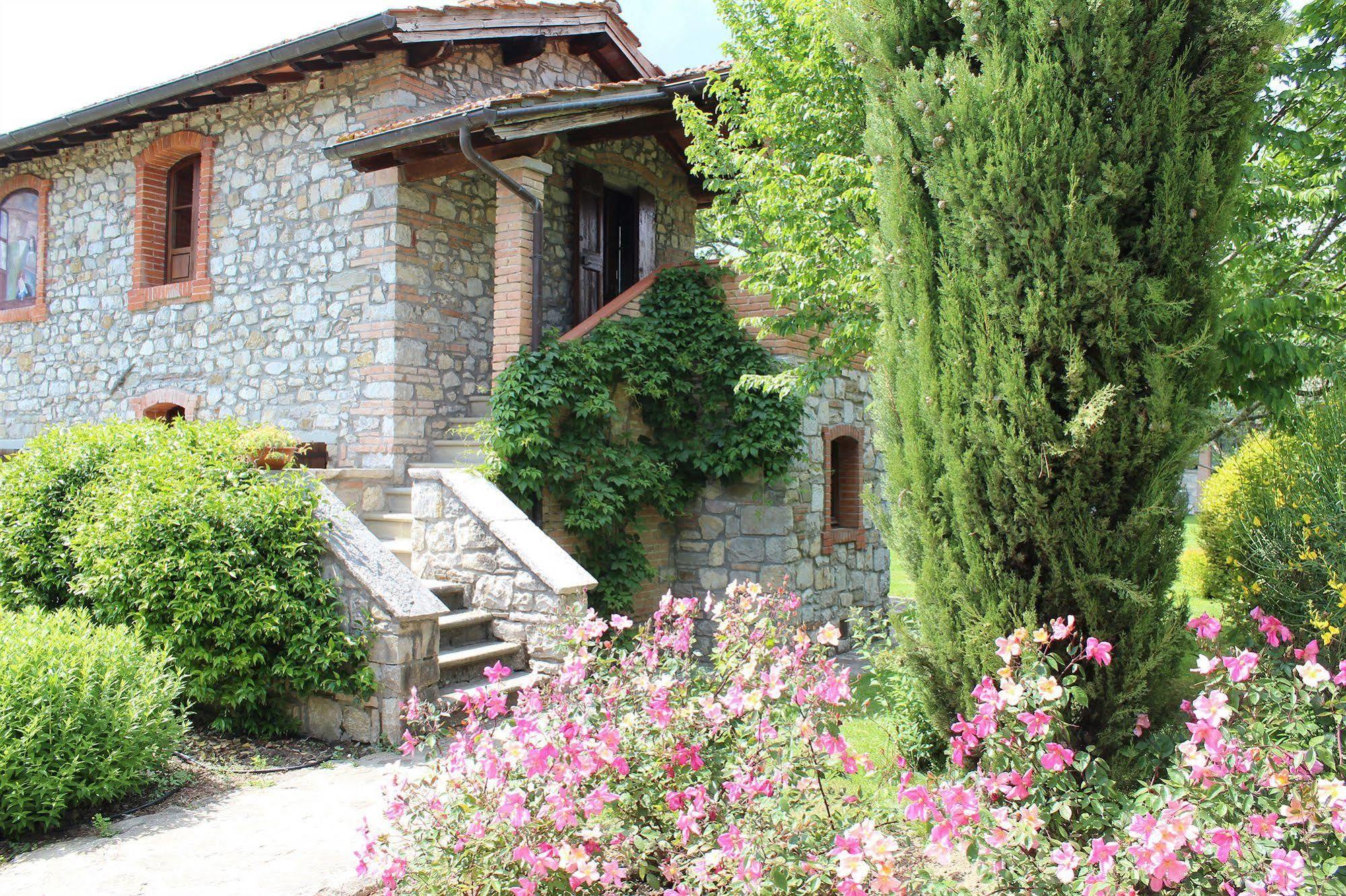 Borgo Corsignano Hostal Poppi Exterior foto